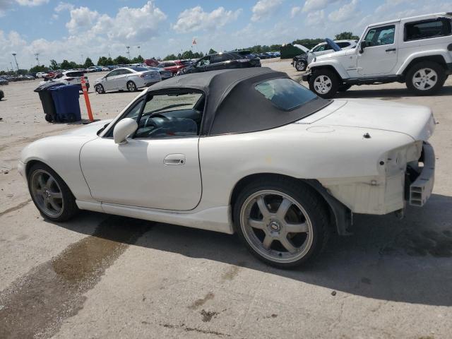 JM1NB3531Y0152594 - 2000 MAZDA MX-5 MIATA BASE WHITE photo 2