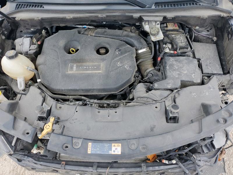 5LMCJ3C91JUL33199 - 2018 LINCOLN MKC RESERVE BLACK photo 11