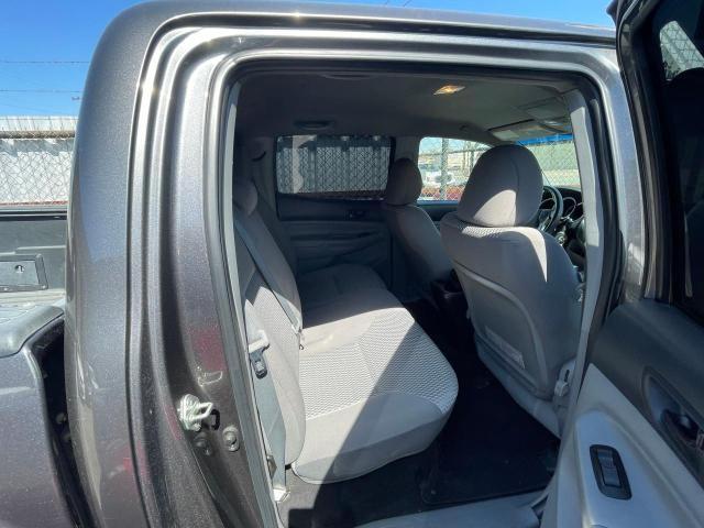 5TFJU4GN6EX052734 - 2014 TOYOTA TACOMA DOUBLE CAB PRERUNNER GRAY photo 6
