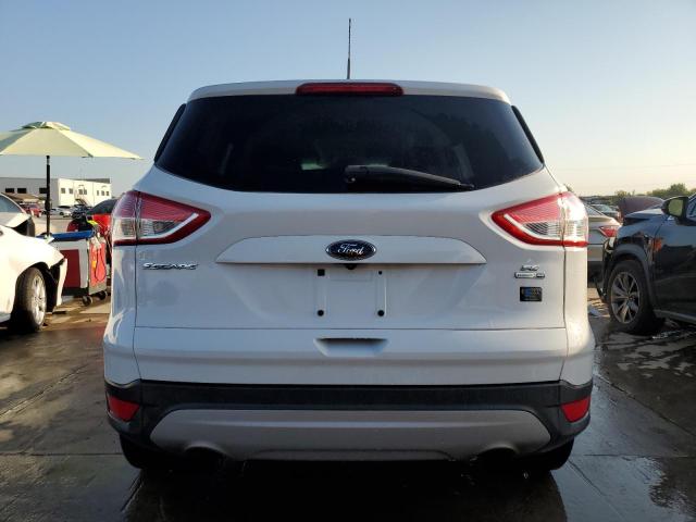 1FMCU9G93GUA31459 - 2016 FORD ESCAPE SE WHITE photo 6