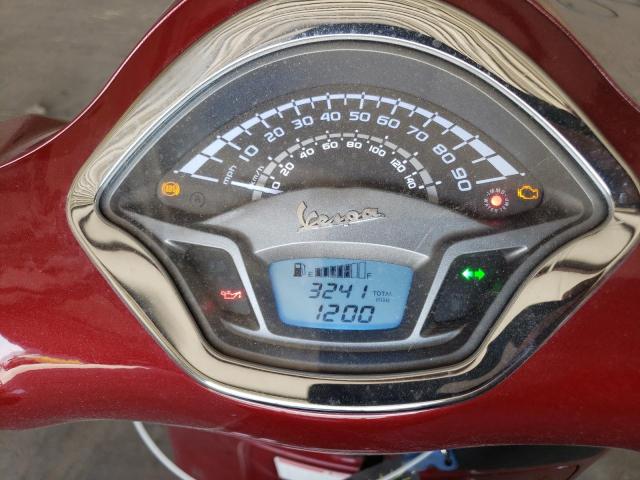 ZAPMA39L1J5300050 - 2018 VESPA GTS 300 RED photo 8