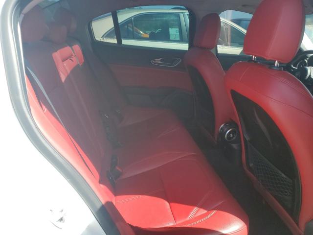 ZARFAEDNXH7549076 - 2017 ALFA ROMEO GIULIA Q4 白色 照片 10