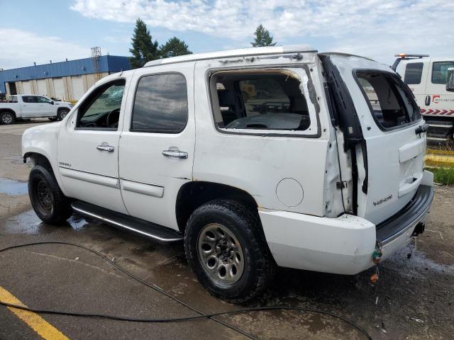 1GKFK63808J118598 - 2008 GMC YUKON DENALI WHITE photo 2