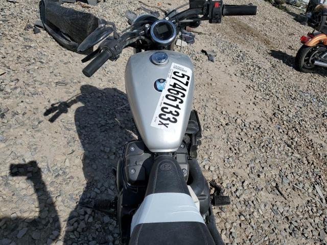 JYAVN05E8FA010852 - 2015 YAMAHA XVS950 CU SILVER photo 5