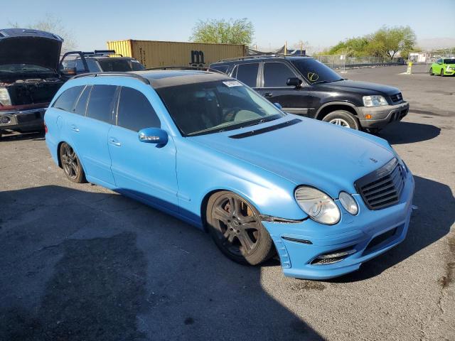 WDBUH83J14X112041 - 2004 MERCEDES-BENZ E 500 4MATIC BLUE photo 4
