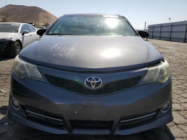 4T1BF1FK1DU670379 - 2013 TOYOTA CAMRY L GRAY photo 5