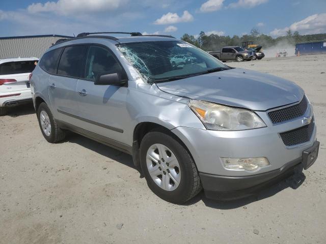 1GNKREED7CJ176461 - 2012 CHEVROLET TRAVERSE LS GRAY photo 4