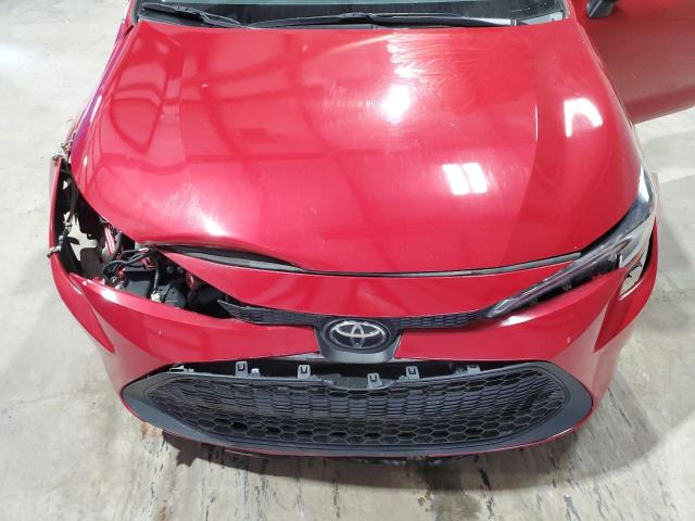 5YFEPMAE4MP257144 - 2021 TOYOTA COROLLA LE Rot Foto 11