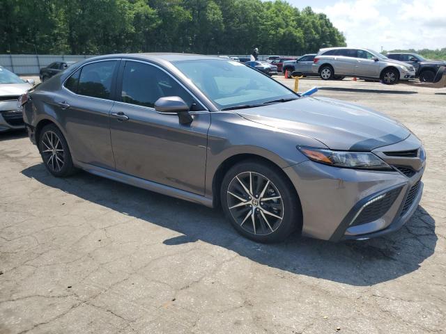 4T1T11AK1RU878084 - 2024 TOYOTA CAMRY SE NIGHT SHADE CHARCOAL photo 4