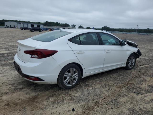 5NPD84LF3LH528561 - 2020 HYUNDAI ELANTRA SEL WHITE photo 3