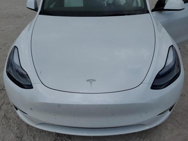 7SAYGDEE8RA255603 - 2024 TESLA MODEL Y WHITE photo 11