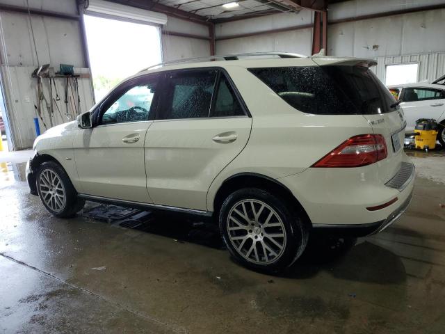 4JGDA5HBXCA013141 - 2012 MERCEDES-BENZ ML 350 4MATIC WHITE photo 2