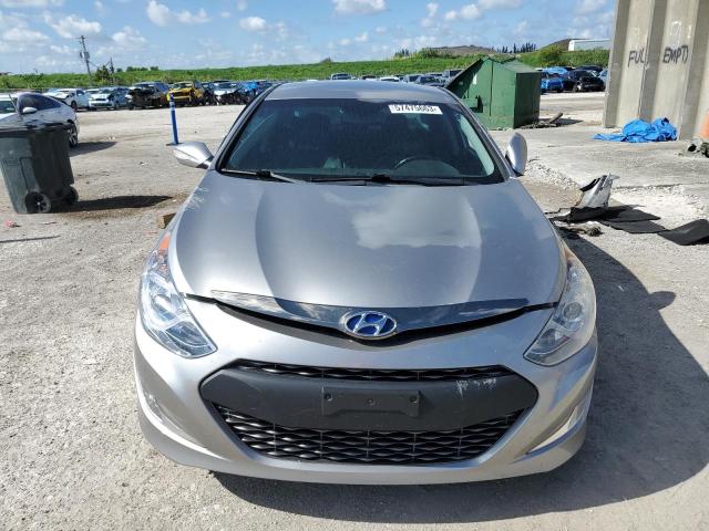 KMHEC4A44DA092196 - 2013 HYUNDAI SONATA HYBRID SILVER photo 5