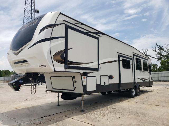 4YDF35725M1532976 - 2021 KEYSTONE SPRINTER WHITE photo 2