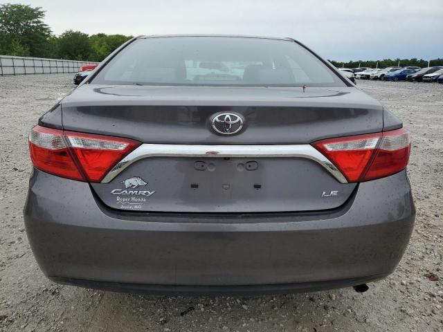 4T4BF1FK4FR481072 - 2015 TOYOTA CAMRY LE GRAY photo 6