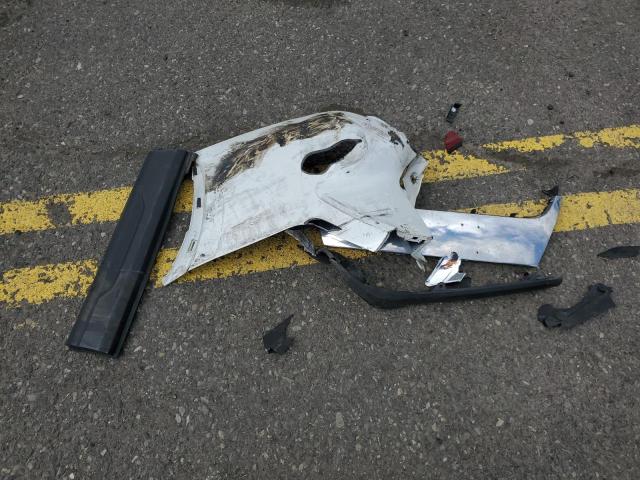 5TDGZRBH7NS589533 - 2022 TOYOTA HIGHLANDER XLE WHITE photo 13