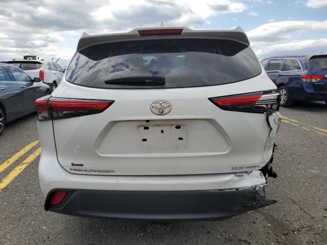 5TDGZRBH7NS589533 - 2022 TOYOTA HIGHLANDER XLE WHITE photo 6