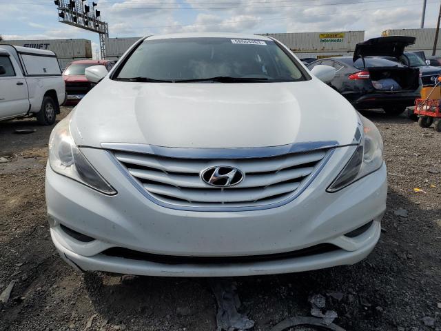 5NPEB4AC4BH042113 - 2011 HYUNDAI SONATA GLS WHITE photo 5