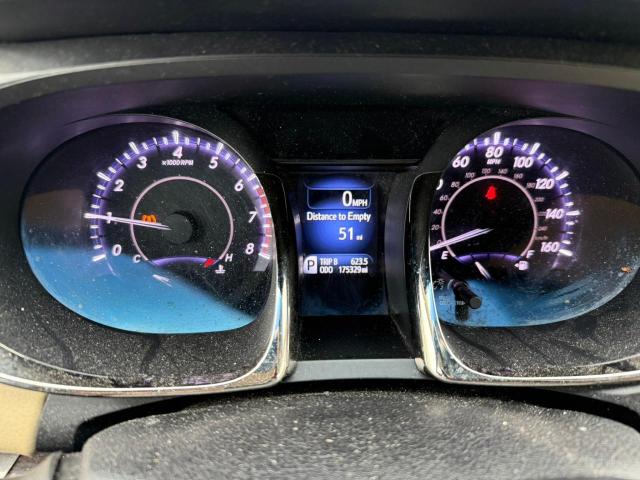 4T1BK1EB4EU084712 - 2014 TOYOTA AVALON BASE SILVER photo 8