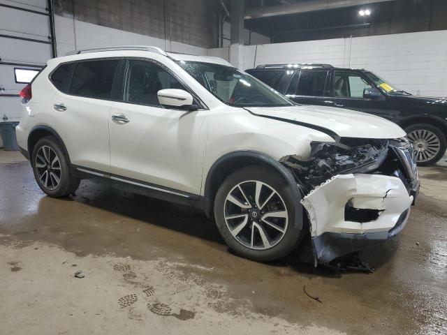 JN8AT2MV8JW324412 - 2018 NISSAN ROGUE S WHITE photo 4