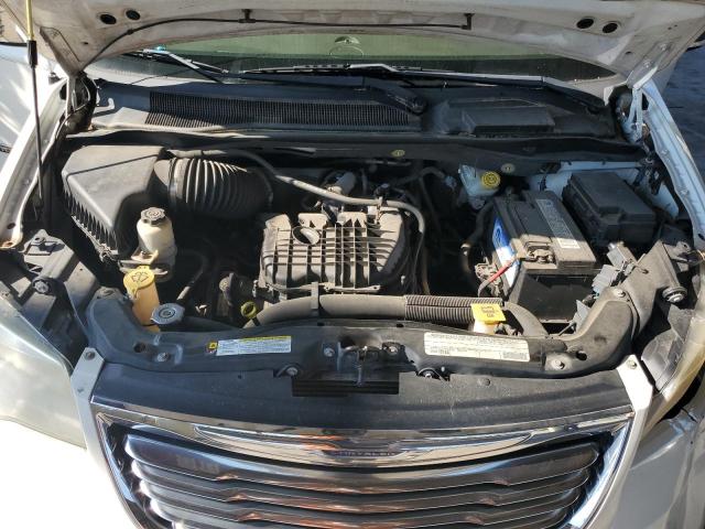 2A4RR8DG7BR630958 - 2011 CHRYSLER TOWN & COU TOURING L WHITE photo 12