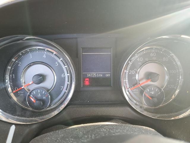 2A4RR8DG7BR630958 - 2011 CHRYSLER TOWN & COU TOURING L WHITE photo 9