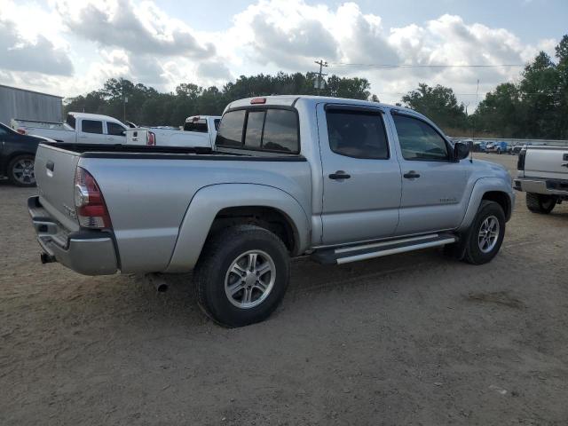 3TMJU4GN7BM124235 - 2011 TOYOTA TACOMA DOUBLE CAB PRERUNNER SILVER photo 3