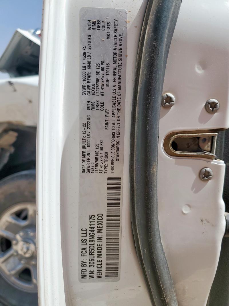 3C6UR5DL9NG441175 - 2022 RAM 2500 BIG HORN/LONE STAR WHITE photo 12