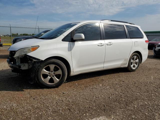 2014 TOYOTA SIENNA LE, 