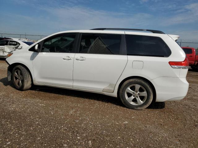 5TDKK3DC8ES482732 - 2014 TOYOTA SIENNA LE WHITE photo 2