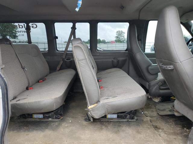 1GAZGPFGXJ1285892 - 2018 CHEVROLET EXPRESS G3 LT WHITE photo 11