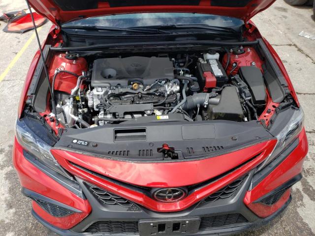 4T1G11BK5PU106782 - 2023 TOYOTA CAMRY SE NIGHT SHADE RED photo 11