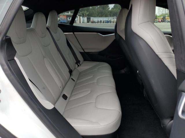 5YJSA1E17GF123478 - 2016 TESLA MODEL S WHITE photo 10