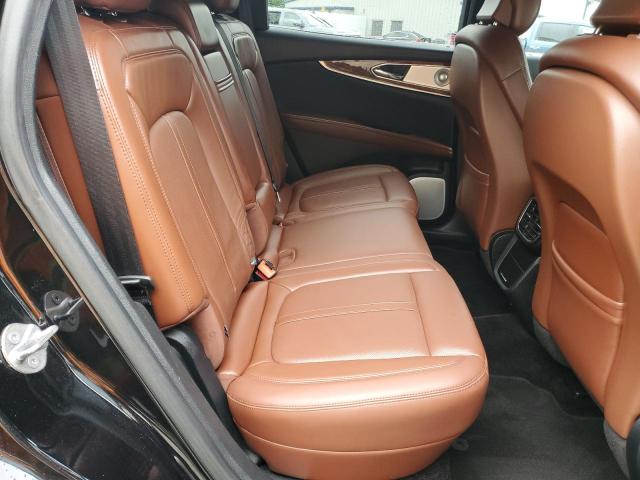 2LMPJ8LP4HBL35288 - 2017 LINCOLN MKX RESERVE أسود صورة 11