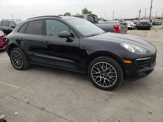 WP1AA2A57HLB02749 - 2017 PORSCHE MACAN BLACK photo 4