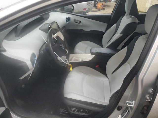JTDKARFP9H3034575 - 2017 TOYOTA PRIUS PRIM SILVER photo 7