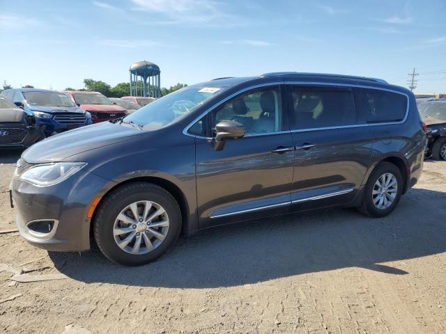 2C4RC1BG1KR705722 - 2019 CHRYSLER PACIFICA TOURING L GRAY photo 1