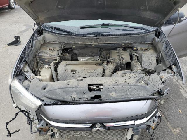 JA4AR3AU7KU013136 - 2019 MITSUBISHI OUTLANDER ES 灰色 照片 12