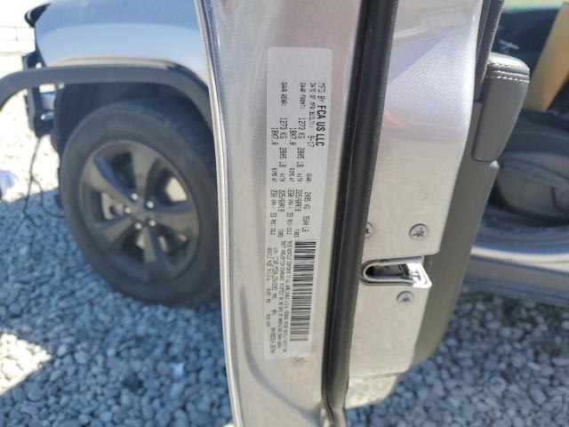 1C4PJMCB4JD543393 - 2018 JEEP CHEROKEE LATITUDE SILVER photo 13