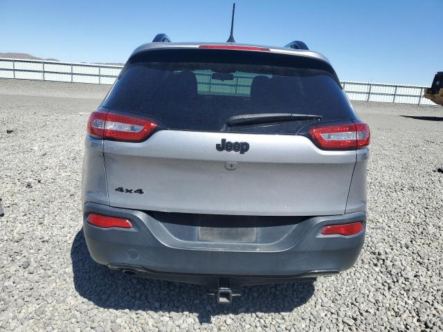 1C4PJMCB4JD543393 - 2018 JEEP CHEROKEE LATITUDE SILVER photo 6