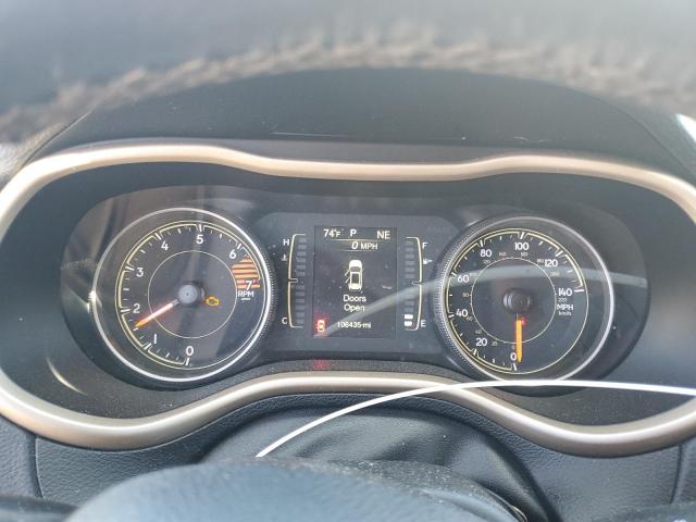 1C4PJMCB4JD543393 - 2018 JEEP CHEROKEE LATITUDE SILVER photo 9