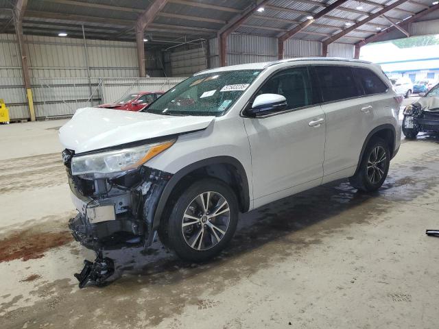 5TDKKRFH0GS505662 - 2016 TOYOTA HIGHLANDER XLE WHITE photo 1