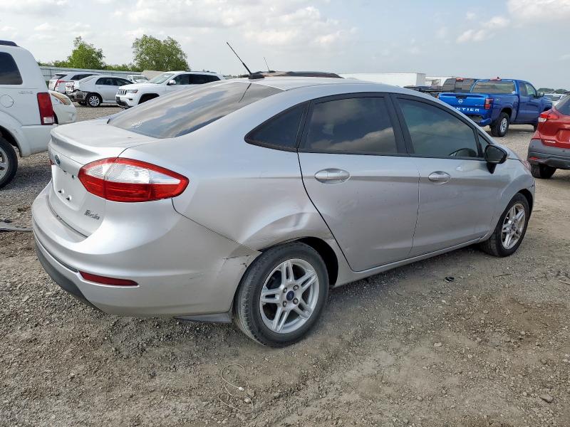 3FADP4BJXJM108432 - 2018 FORD FIESTA SE Argintiu fotografie 3
