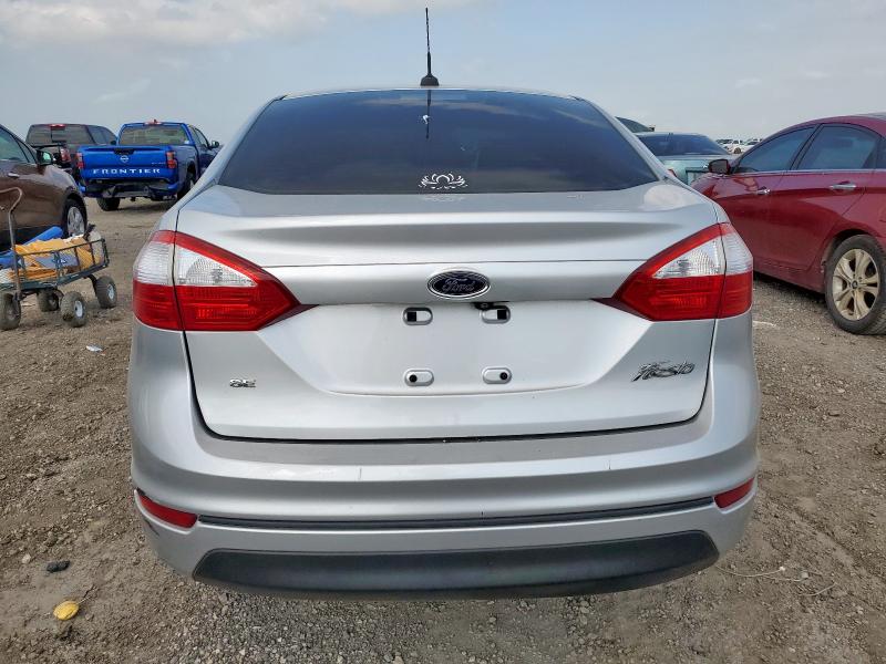 3FADP4BJXJM108432 - 2018 FORD FIESTA SE Argintiu fotografie 6