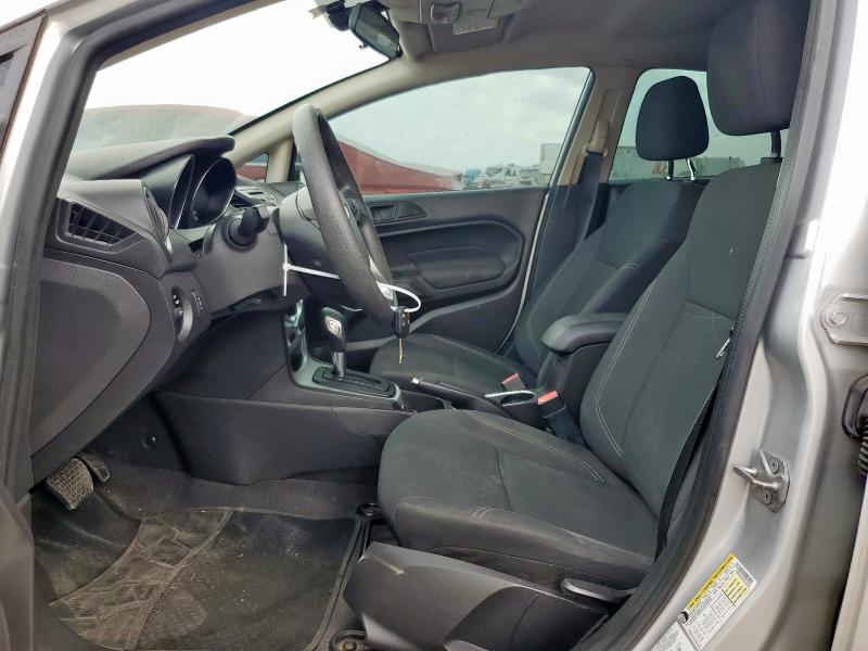 3FADP4BJXJM108432 - 2018 FORD FIESTA SE Argintiu fotografie 7