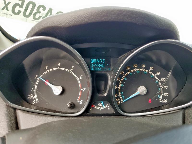 3FADP4BJXJM108432 - 2018 FORD FIESTA SE Argintiu fotografie 9