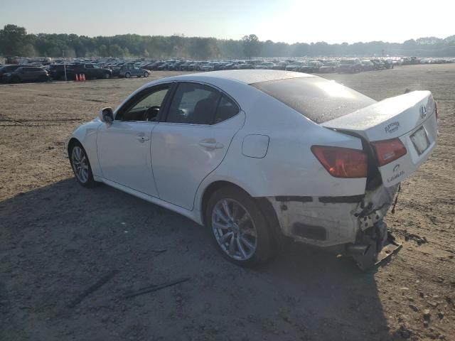 JTHBK262365005386 - 2006 LEXUS IS 250 WHITE photo 2