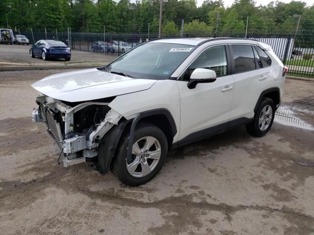 JTMP1RFV3KD507473 - 2019 TOYOTA RAV4 XLE WHITE photo 1