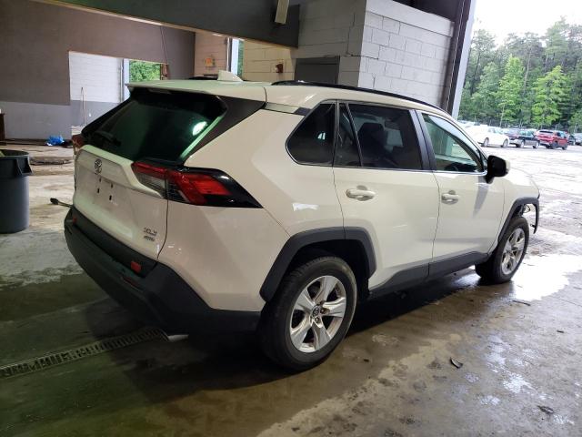 JTMP1RFV3KD507473 - 2019 TOYOTA RAV4 XLE WHITE photo 3