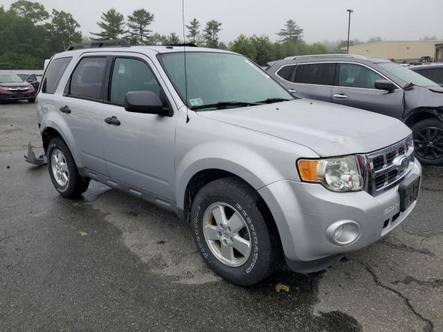 1FMCU9D77CKA46698 - 2012 FORD ESCAPE XLT SILVER photo 4